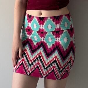 Charlotte Russe Chevron Diamond Pattern Mini Skirt 2010s Bodycon Stretch Retro M